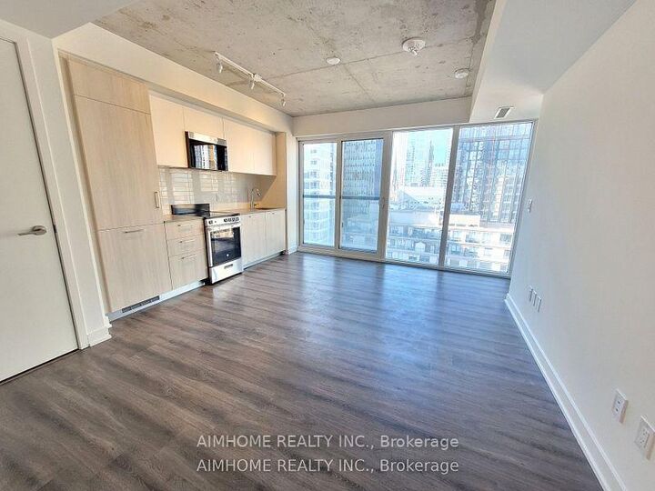 Property Photo: 65 Mutual Street 1405 ON M5B 0E5
