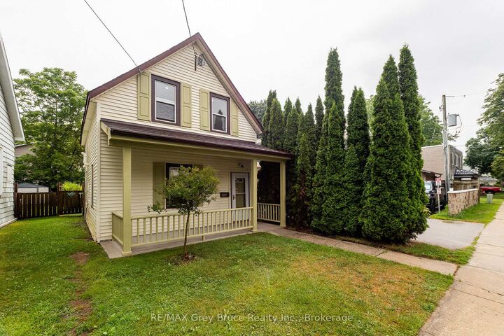 Property Photo: 1131 3rd Avenue W ON N4K 4P9