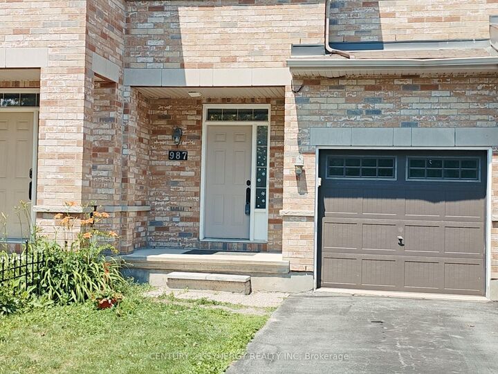 Property Photo: 987 Klondike Road ON K2W 0E3