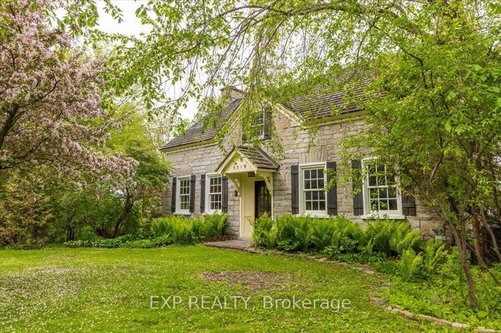 Property Photo: 5519 Old Richmond Road ON K2R 1G4