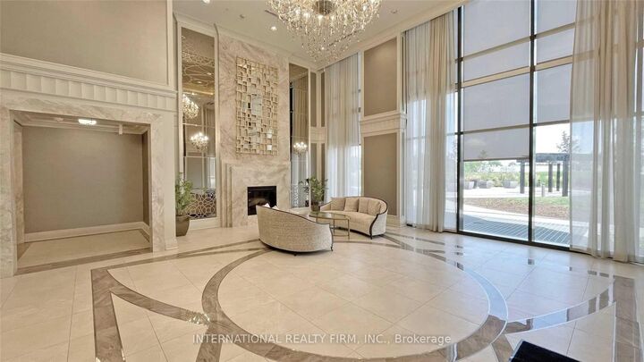 Property Photo:  9085 Jane Street 516  ON L4K 0L8 