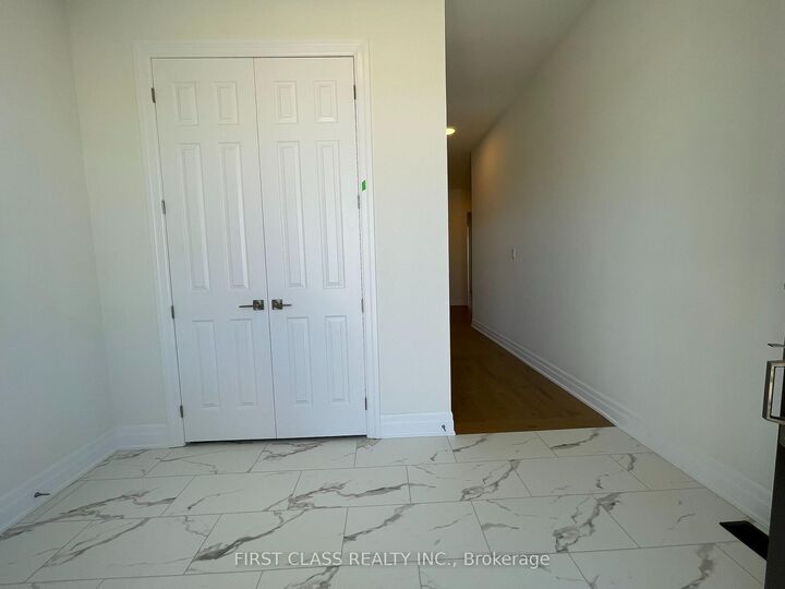 Property Photo:  68 Thomas Smith Street  ON L4P 0T8 