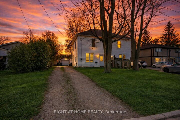 Property Photo: 126 Poplar Avenue ON L7J 2E2