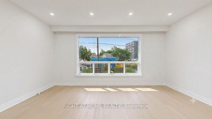 Property Photo: 76 Fenside Drive ON M3A 2V5
