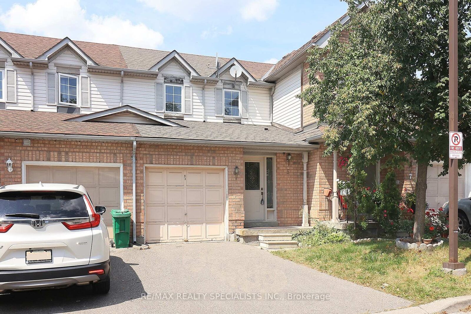 Property Photo:  35 Malta Avenue 5  ON L6Y 5B4 