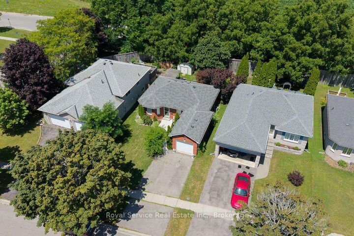 Property Photo: 1104 Tillison Avenue ON K9A 5N4