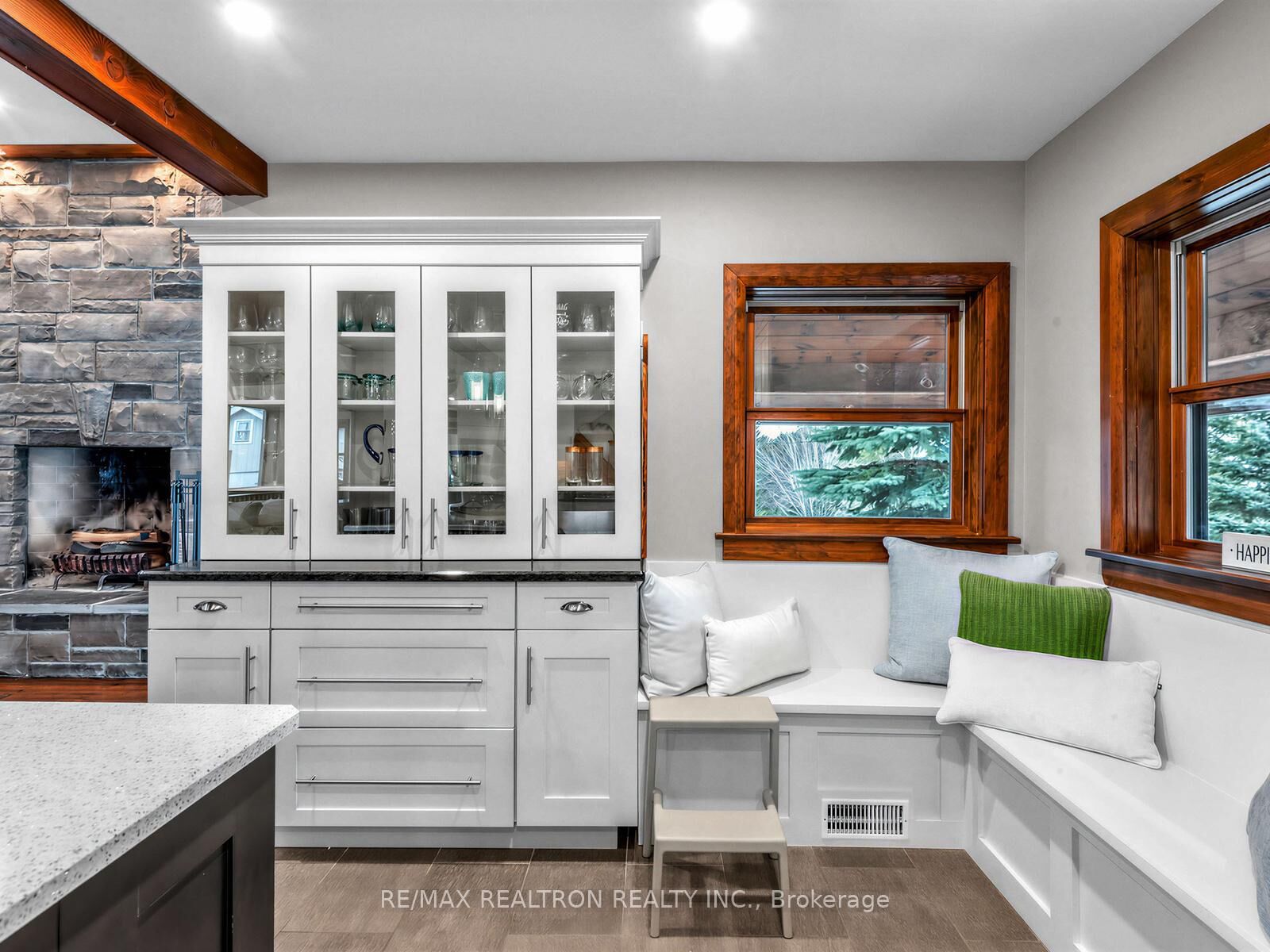 Property Photo: 49 Gray Lane ON L4N 7T1