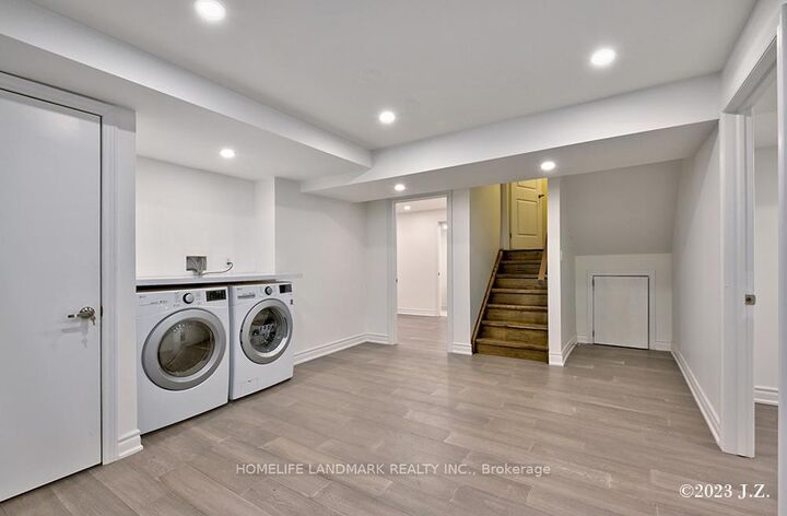Property Photo: 17 Elderslie Crescent ON L0J 1C0