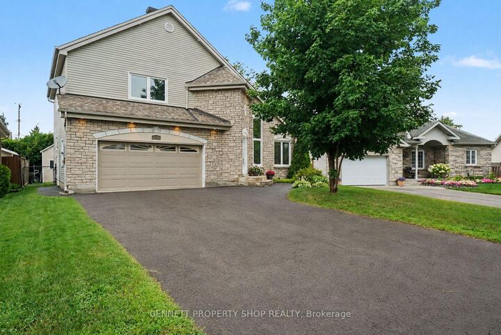Property Photo: 179 Sandra Crescent ON K4K 1R8