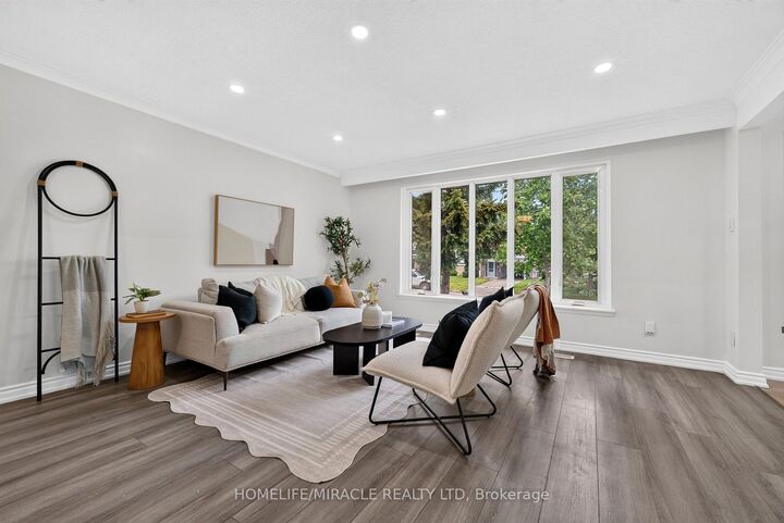 Property Photo: 14 Marlena Drive ON M1E 2Z1