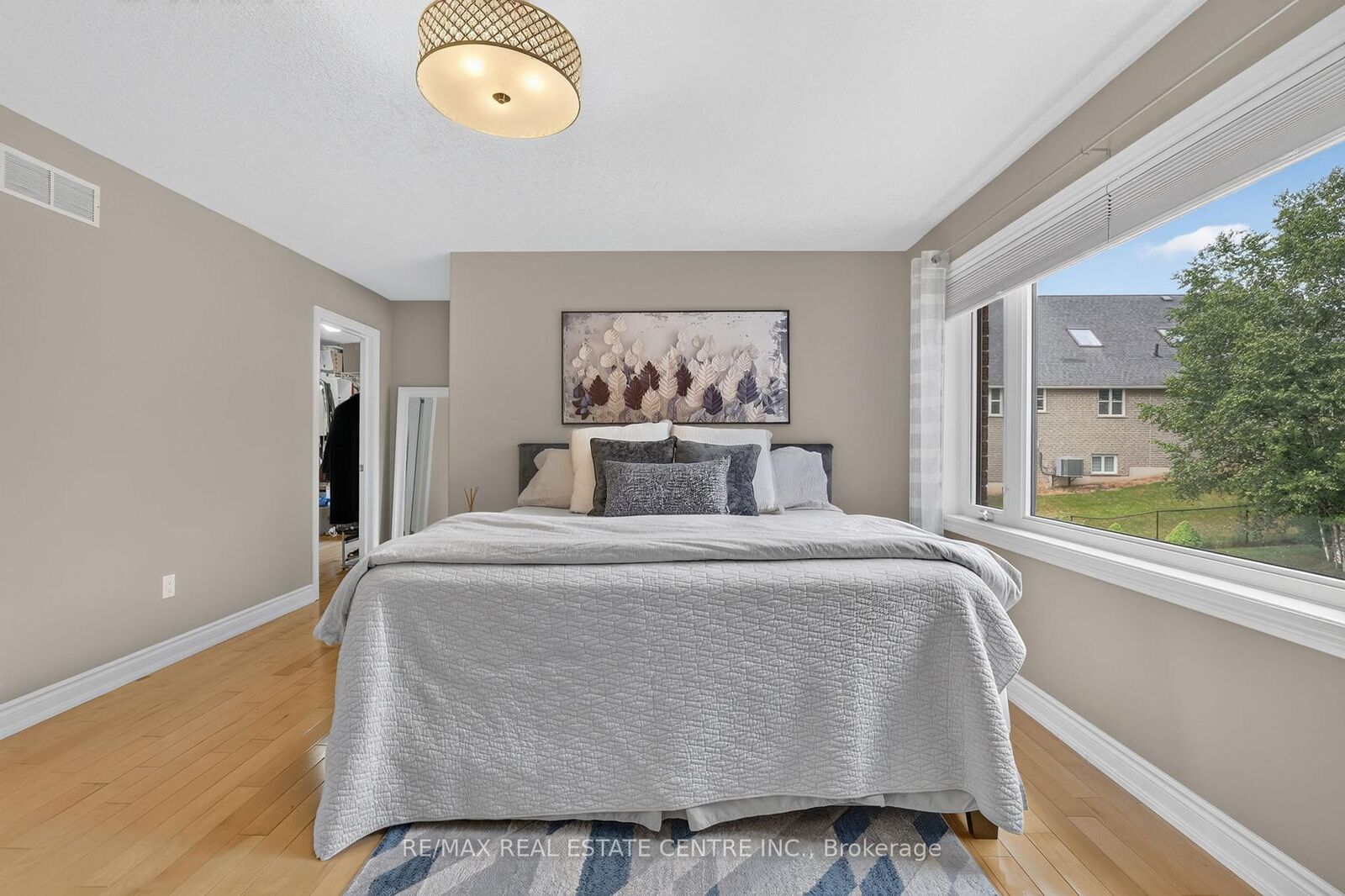 Property Photo: 24 Brookhaven Crescent ON L9W 7L9