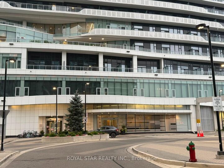 Property Photo: 2520 Eglinton Avenue W 323 ON L5M 0Y4