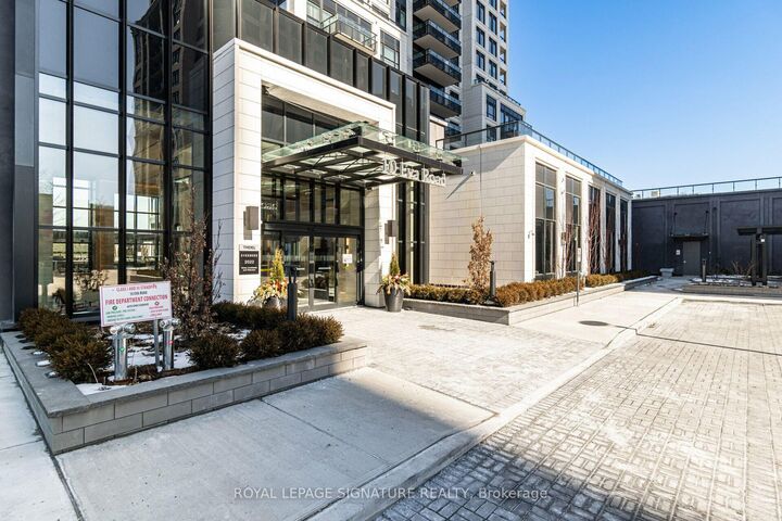 Property Photo:  10 Eva Road 2705  ON M9C 0B3 