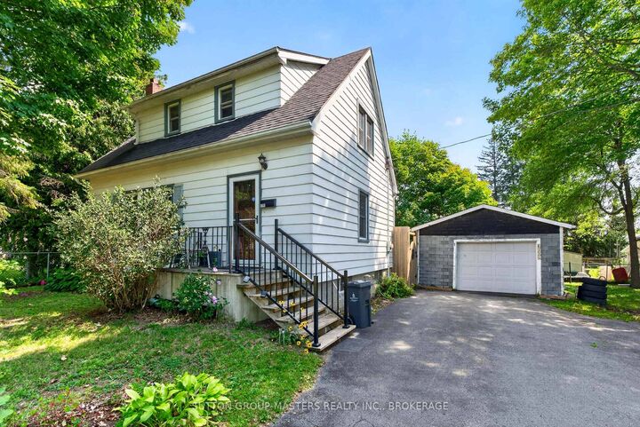 Property Photo: 1666-1668 Victoria Street ON K7M 5K3