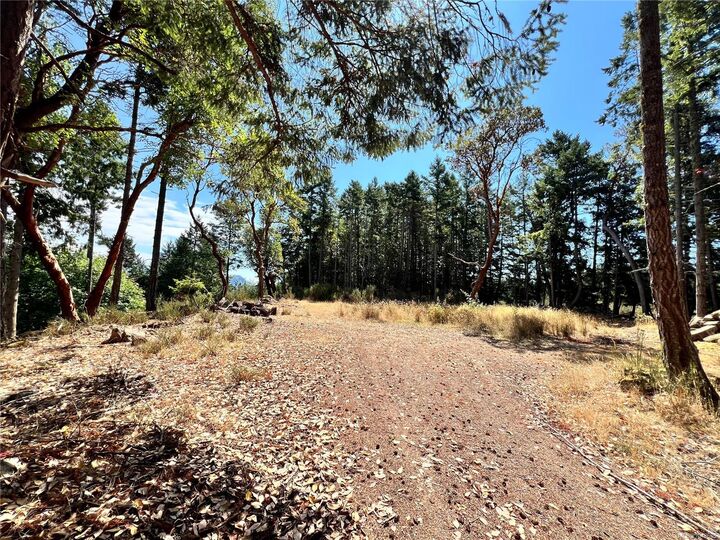 Property Photo: 131 Rainforest Rd BC V8K 1S4