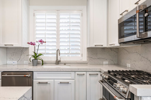 Property Photo: 4681 S Grosvenor Ct UT 84117