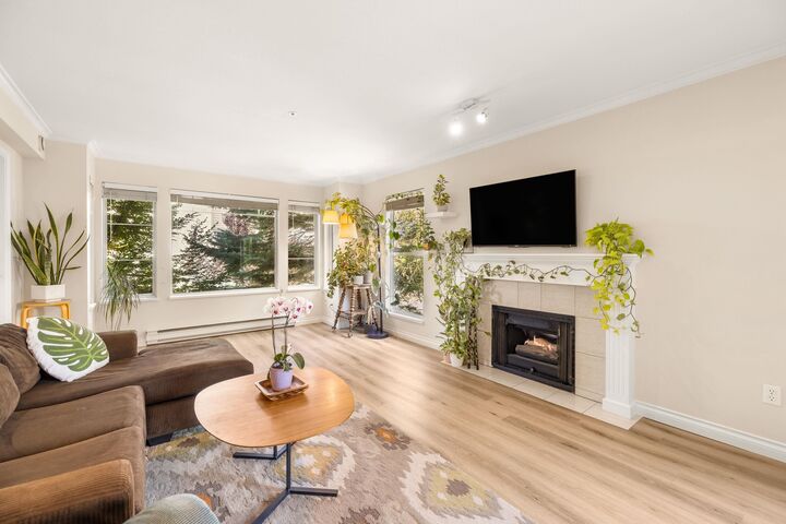 20350 54 Avenue 204 — photo 1
