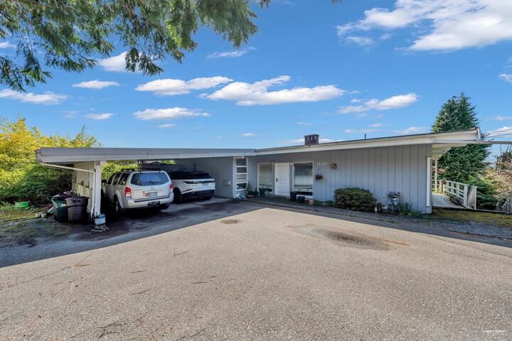 Property Photo: 1230 Queens Avenue BC V7S 2K2