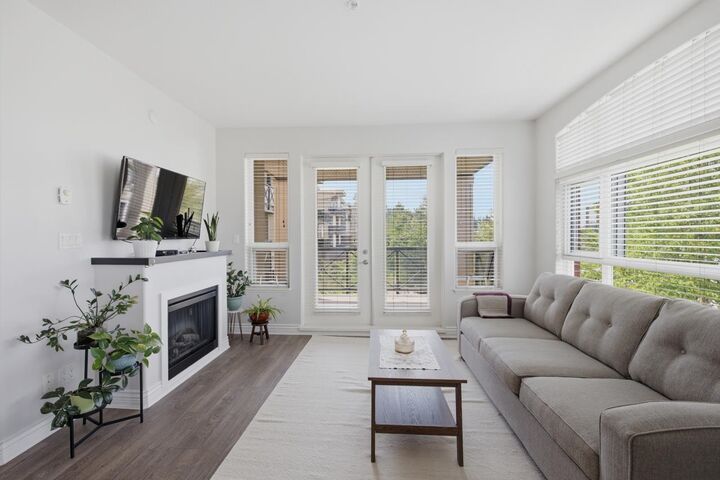 Property Photo: 2970 King George Boulevard 319 BC V4P 0E6