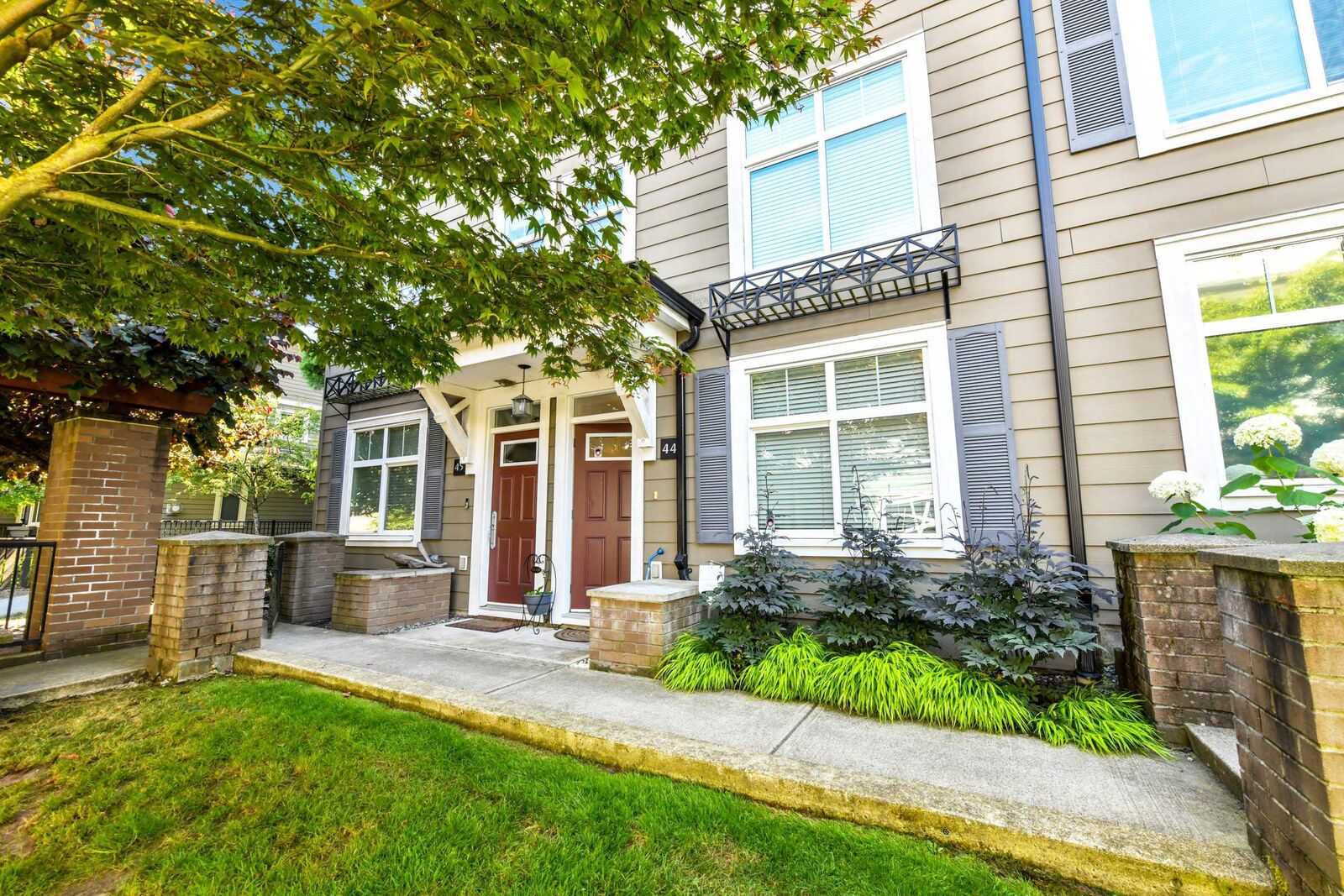 Property Photo: 15833 26 Avenue 44 BC V3Z 2X5