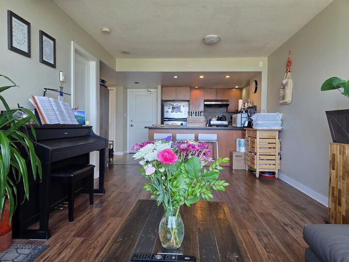 Property Photo: 9133 Hemlock Drive 1707 BC V6Y 4J9