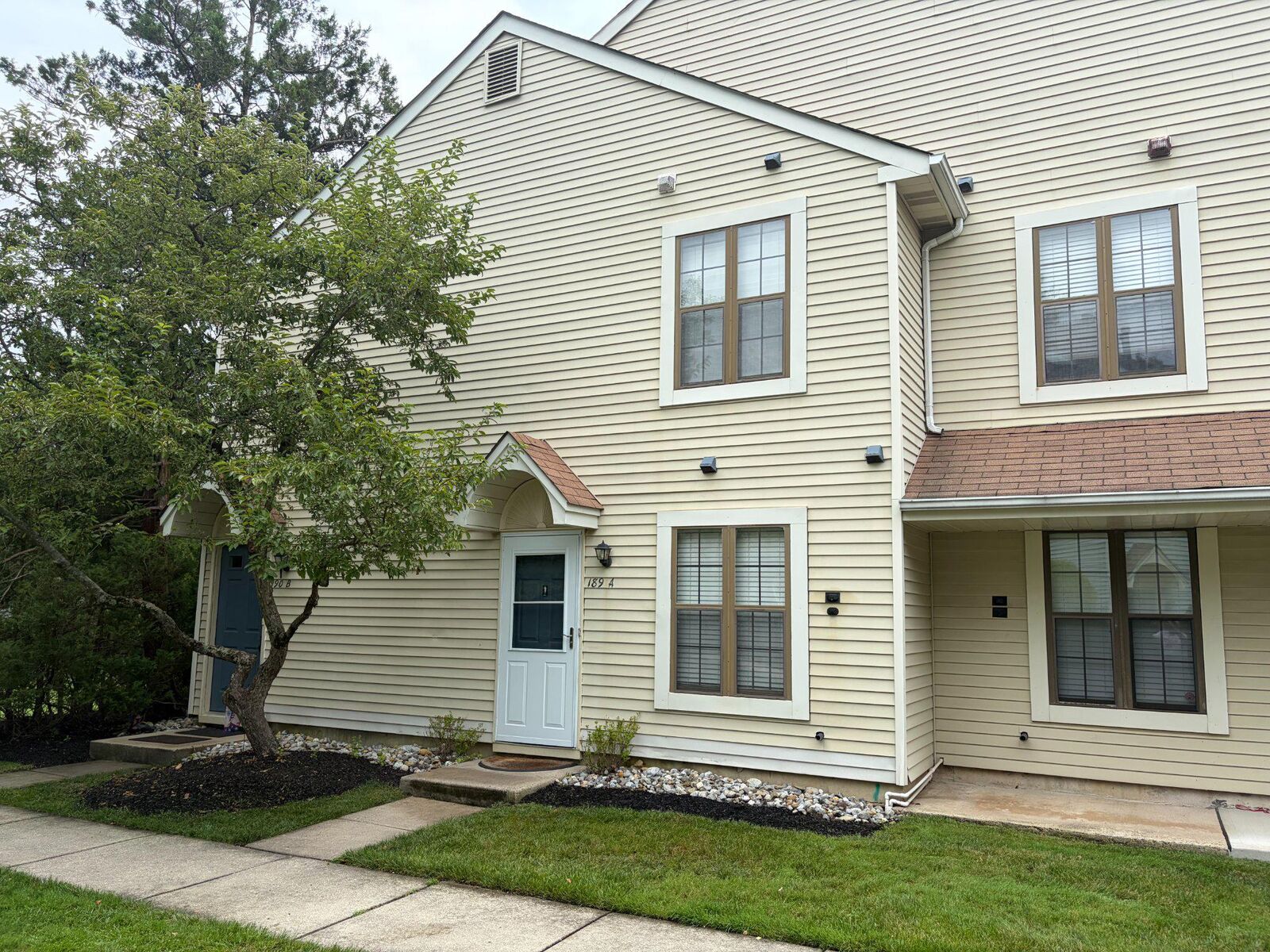 Property Photo:  189 Collin Court 189  NJ 08054 
