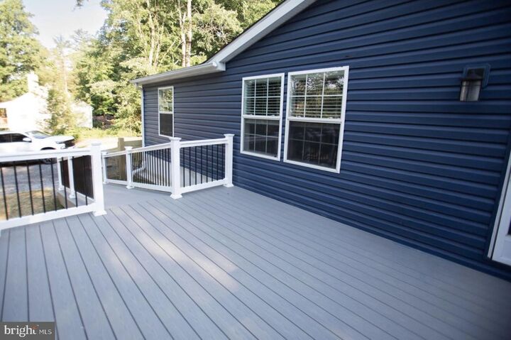 Property Photo:  152 Icedale Road  PA 19344 