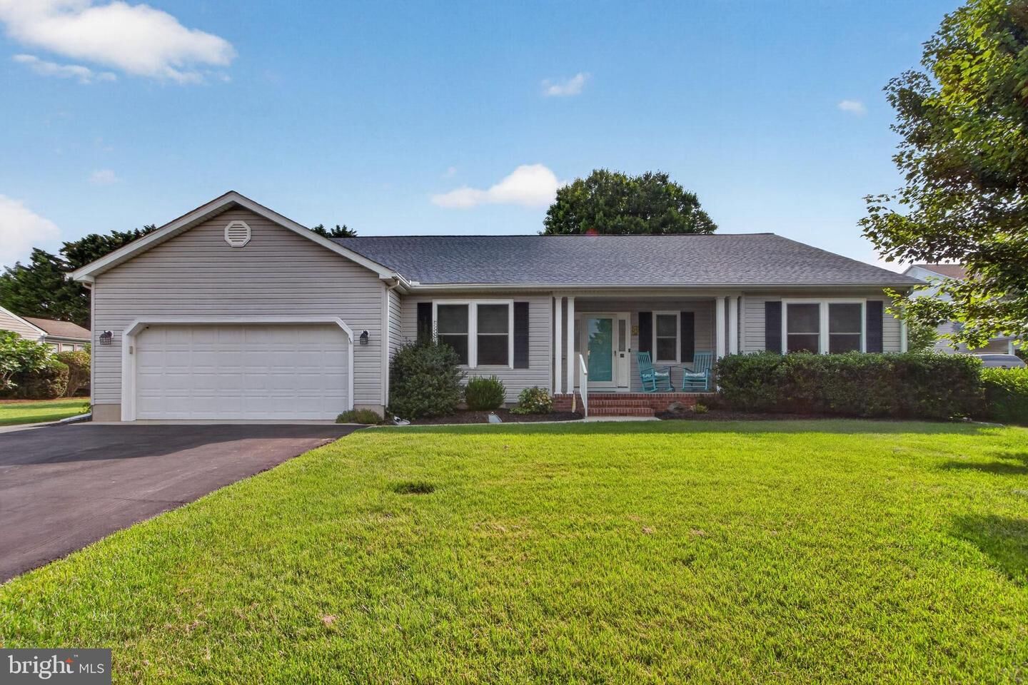 Property Photo:  12 Eagle Drive  DE 19971 