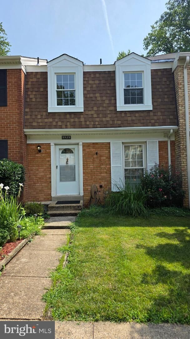 Property Photo:  9529 Cherry Oak Court  VA 22015 