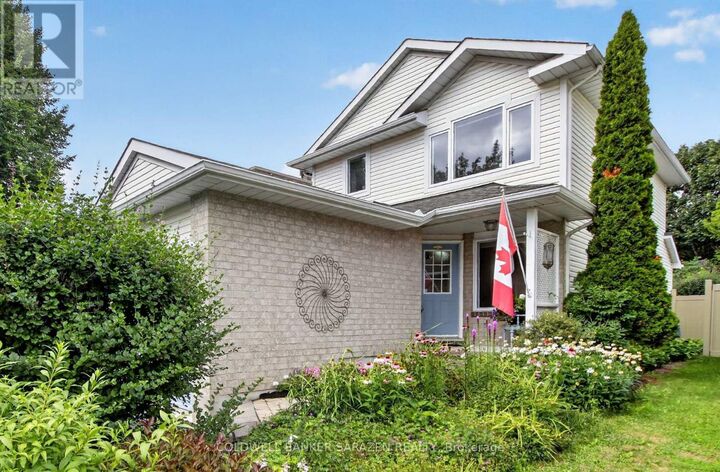 Property Photo: 37 Shandon Avenue ON K2J 4E3