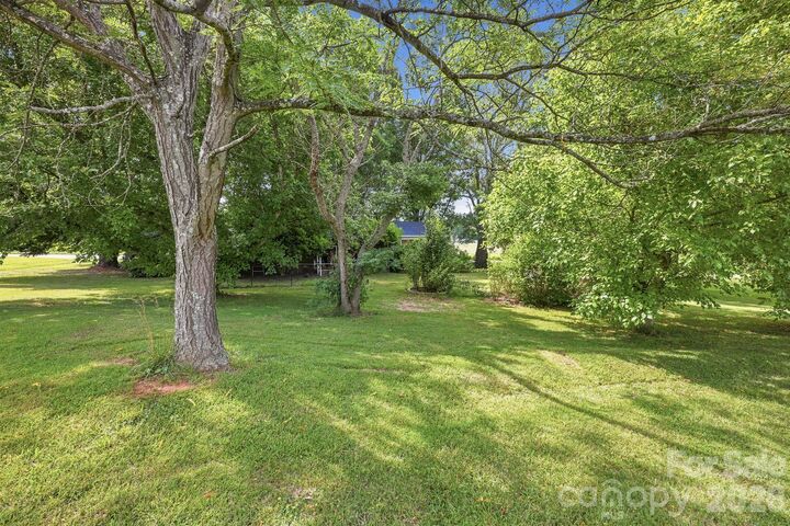 Property Photo: 601 Faith Road NC 28115