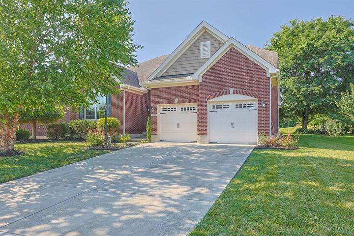 Property Photo: 6624 Creekside OH 45011