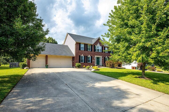 Property Photo:  5476 Bentwood Drive  OH 45040 