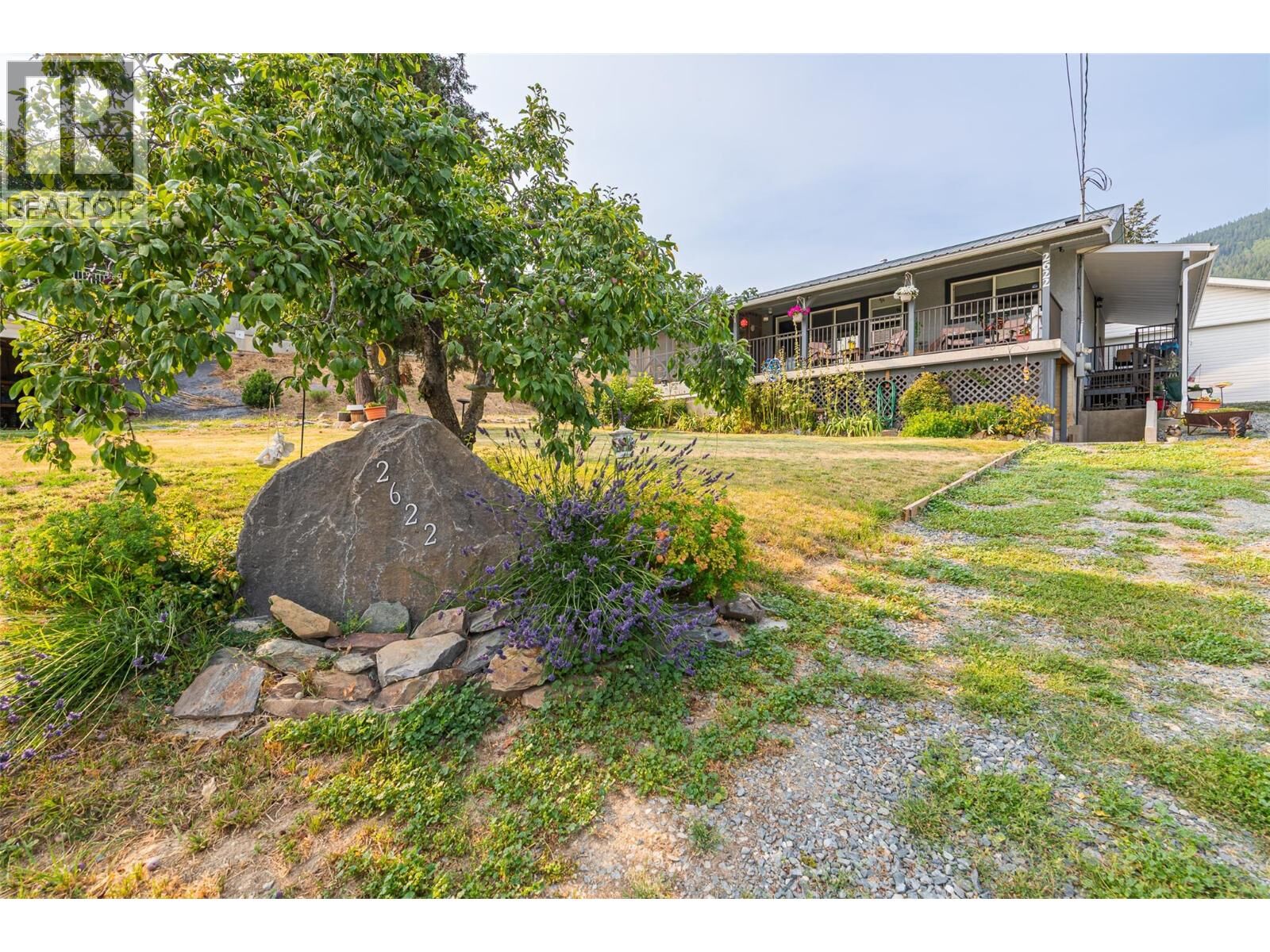 Property Photo:  2622 3 Highway  BC V0B 1G1 