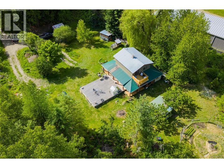 Property Photo: 7010 Perrys Cemetery Road BC V0G 2J0