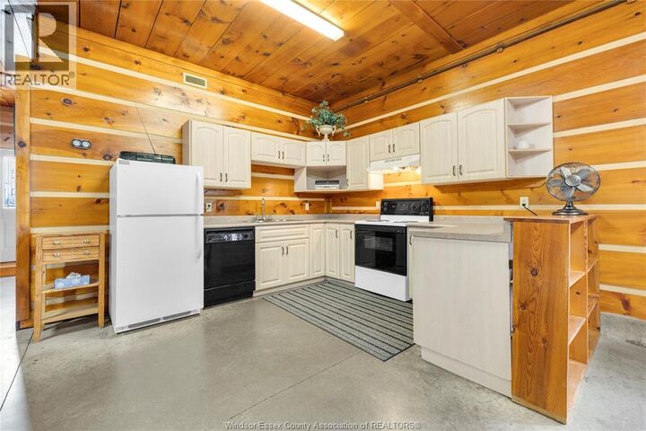 Property Photo:  9912 Tecumseh  ON N0R 1N0 