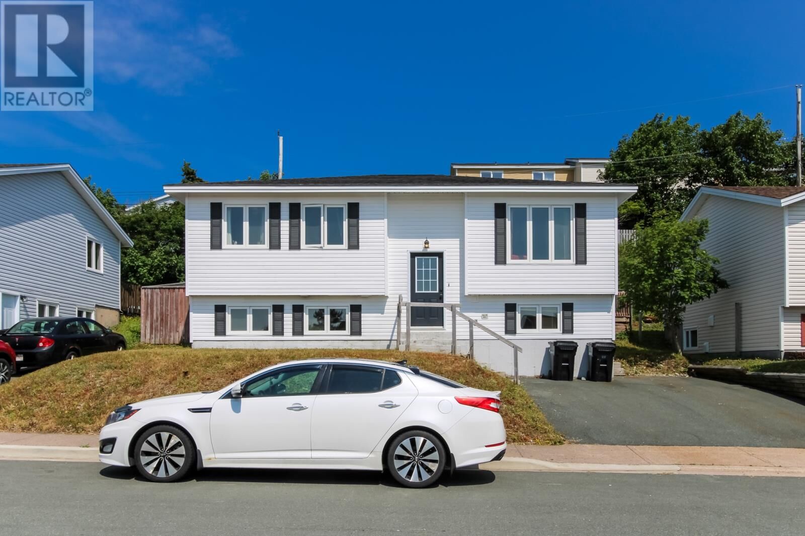 Property Photo:  34 Alice Drive  NL A1B 4N9 