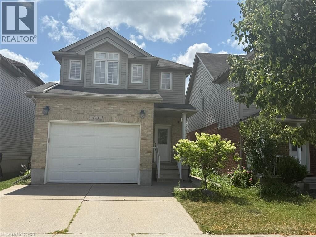 Property Photo:  313 Featherstone Crescent  ON N2R 1Z4 