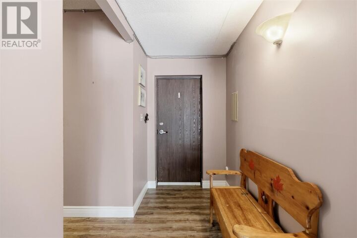 Property Photo: 313 Macdonald Ave # 211 ON P6B 5Y9