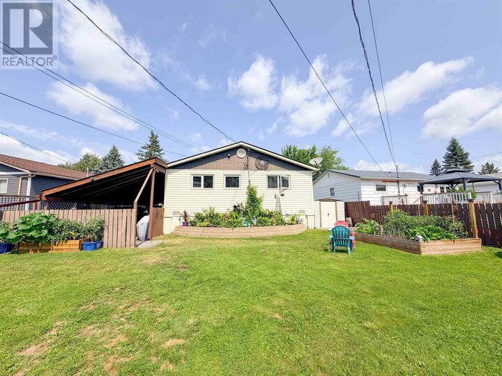 Property Photo:  917 Valley Drive  ON P9N 4A9 