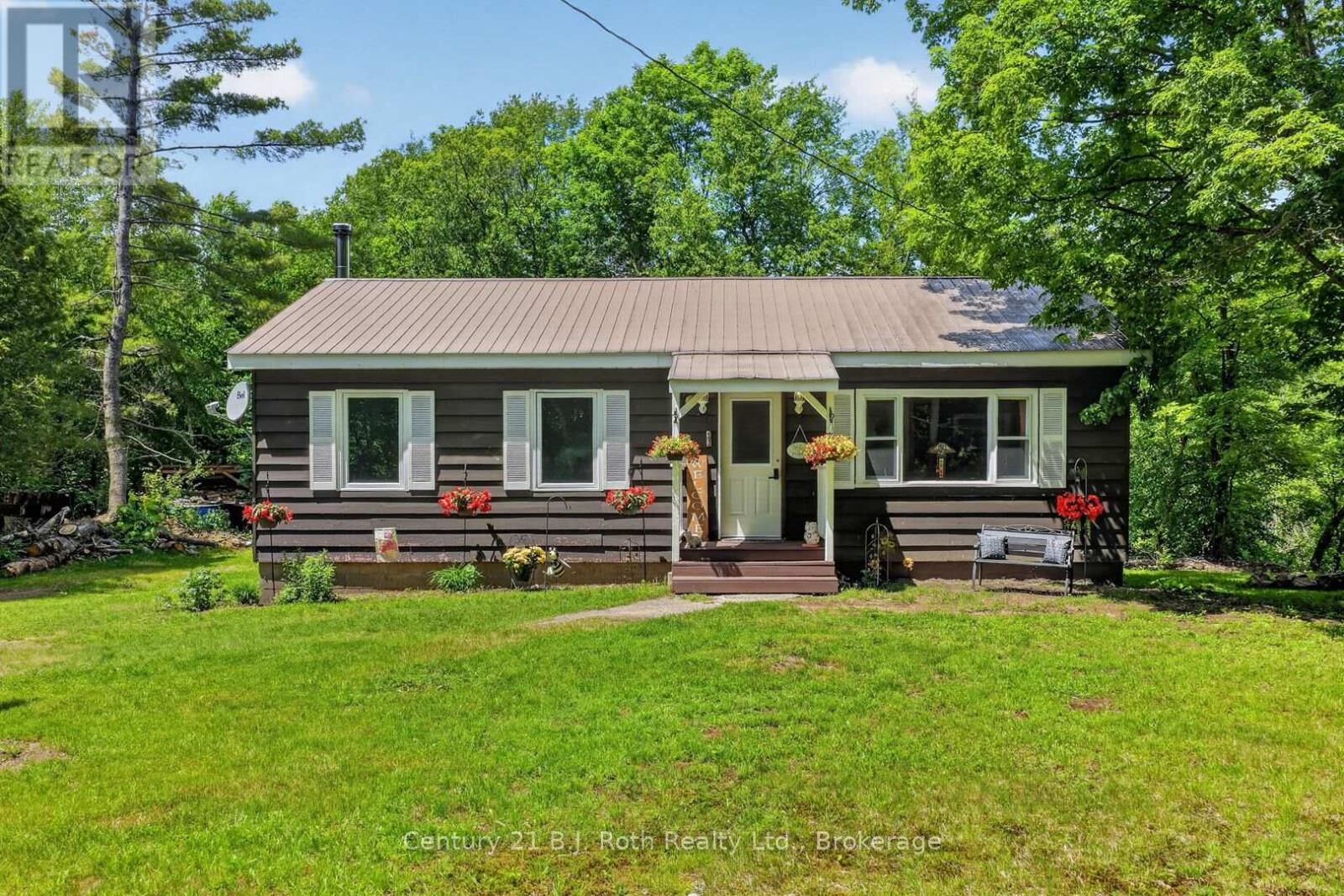 Property Photo:  1020 Rosseau Lake Road 1  ON P0B 1P0 