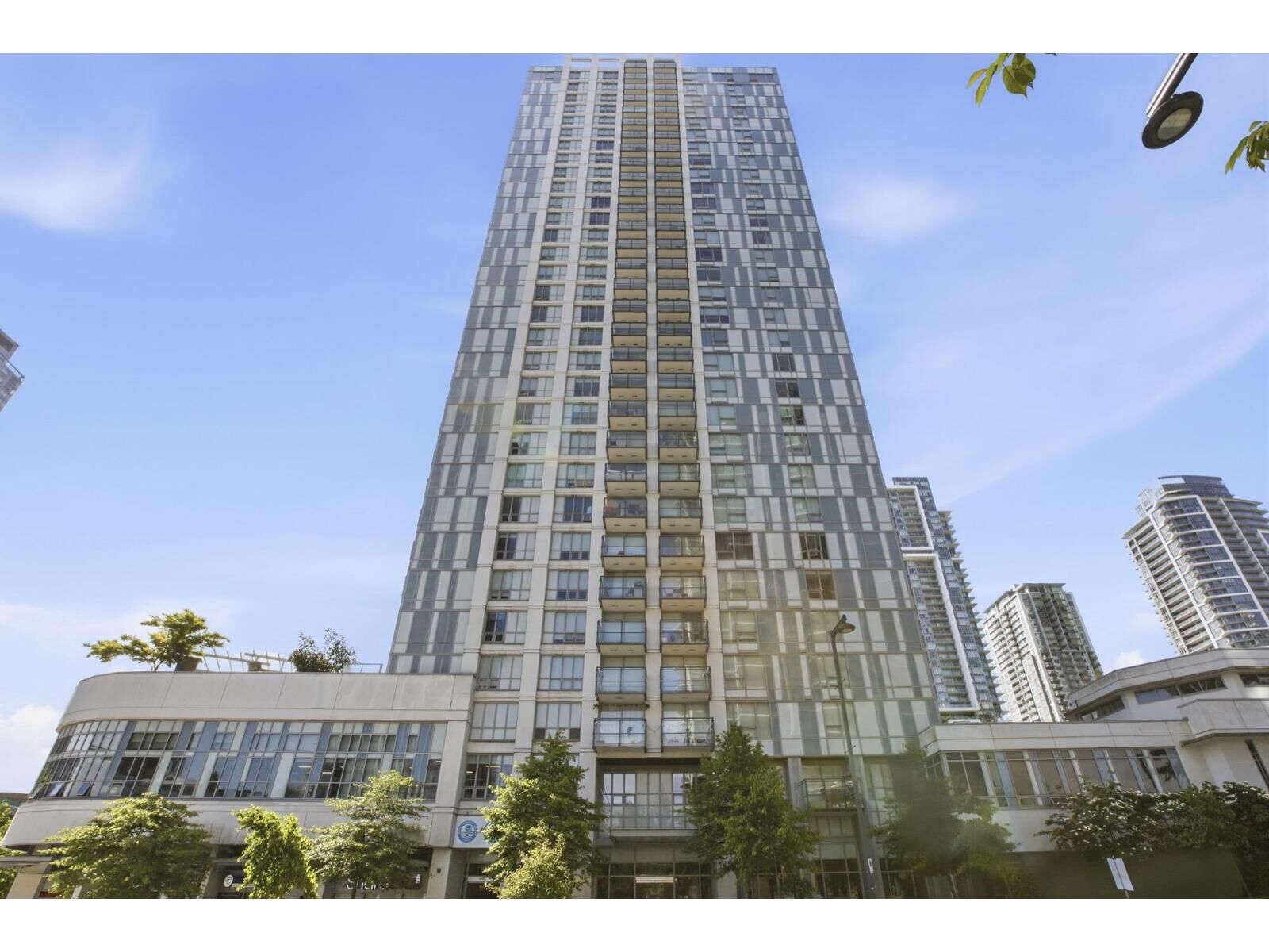 Property Photo:  13398 104 Avenue 1912  BC V3T 1V6 