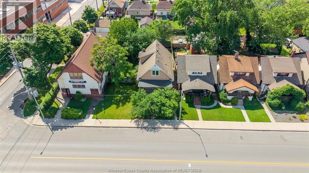 Property Photo:  2075 Ottawa Street  ON N8Y 1R6 
