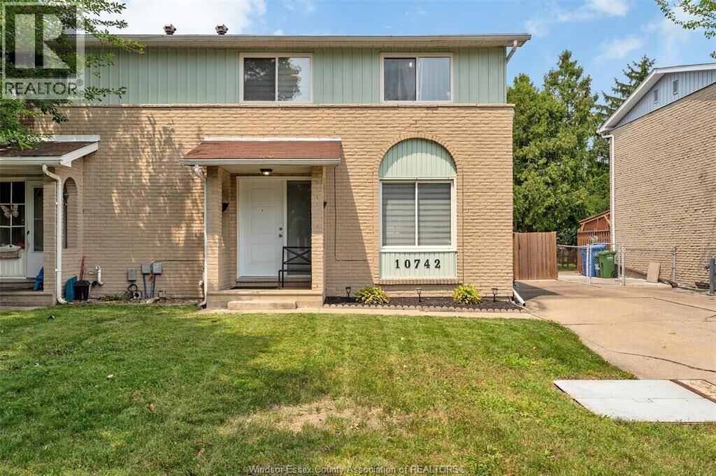 Property Photo: 10742 Atwater ON N8R 1N6