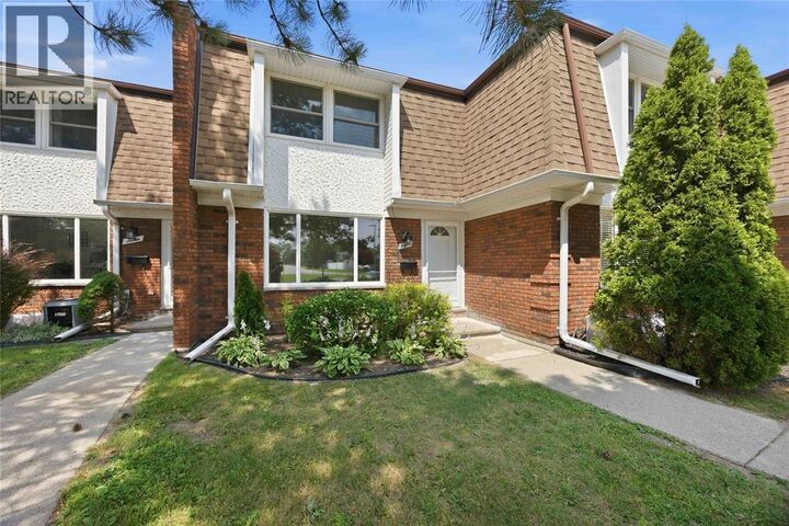 Property Photo: 1023 Salisbury Street 8 ON N7S 4N8