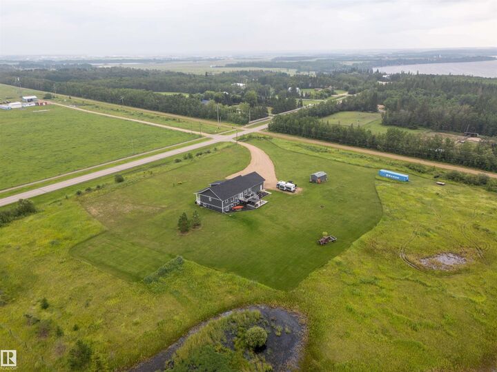 Property Photo: 61322 Range Road 463 AB T9N 0H2