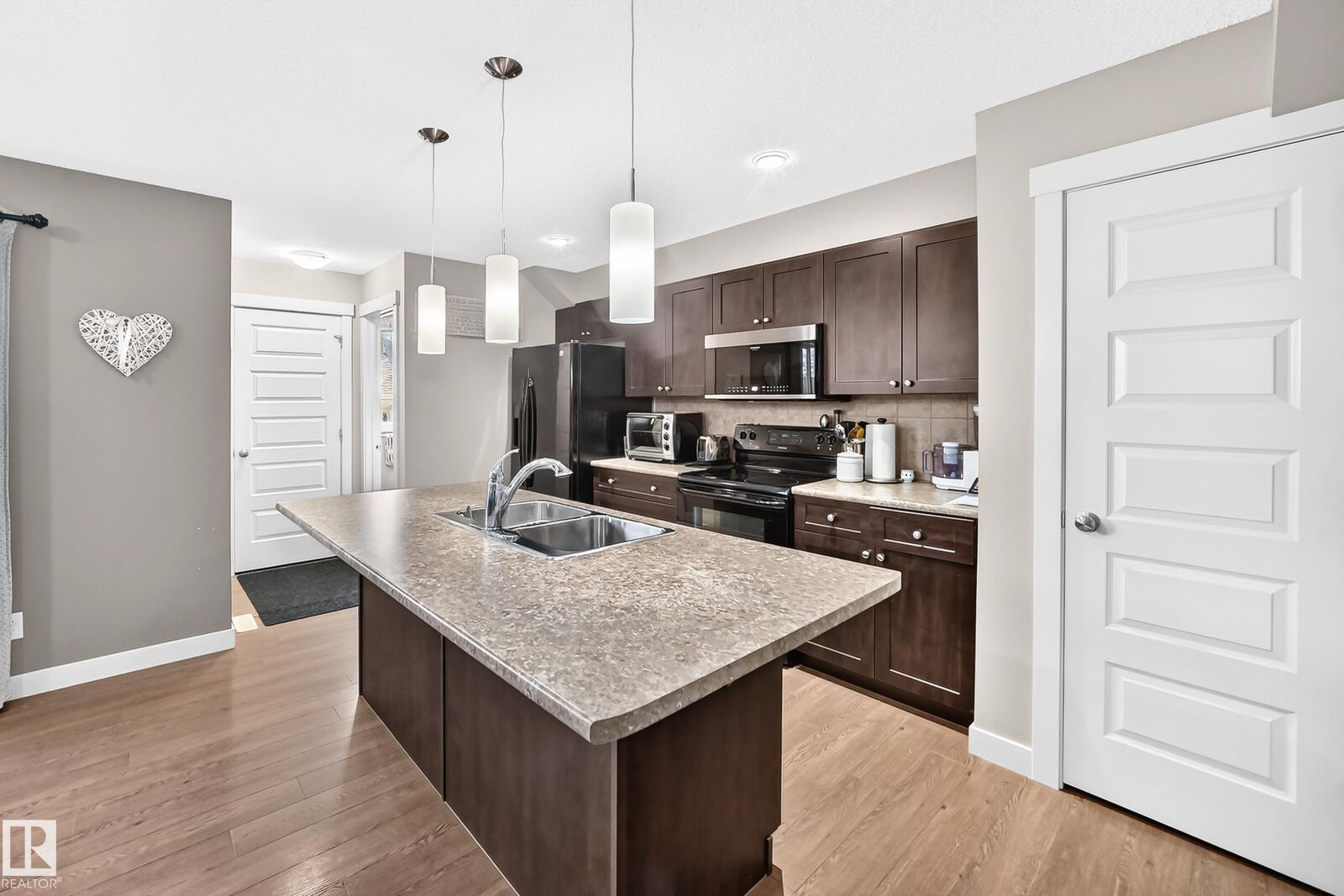 Property Photo: 466 Chappelle Drive SW AB T6W 2B3