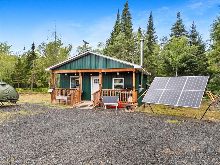 Property Photo: 460 Dufferin Road NB E4A 3P8