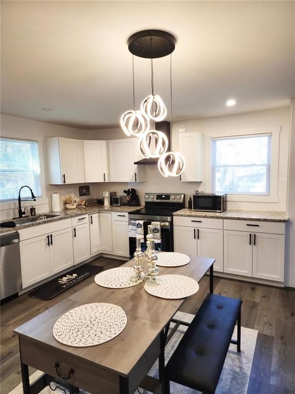 Property Photo: 192 Hemphill School Road NW GA 30331