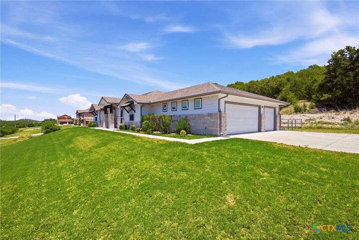 Property Photo: 2897 Grimes Crossing Road TX 76522